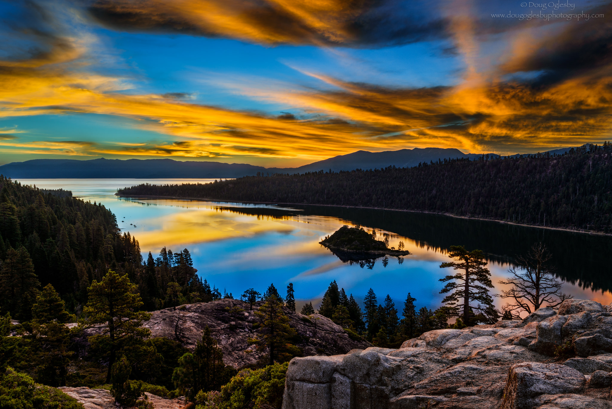 Emerald-Bays-Fannette-Island.-Lake-Tahoe-Nevada.-Photograph-by-Doug-Oglesby.-photo@dougoglesby.com_.-A-PHOTOGRAPHY-WORLD-Article-Beautiful-Lake-Tahoe-@-photographyworld.org_.jpg